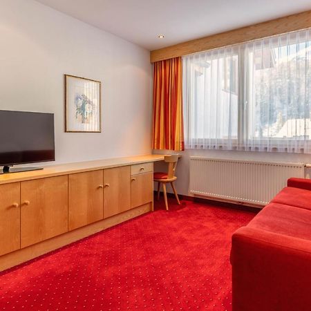 Hotel Schwarzer Adler Resia Ngoại thất bức ảnh