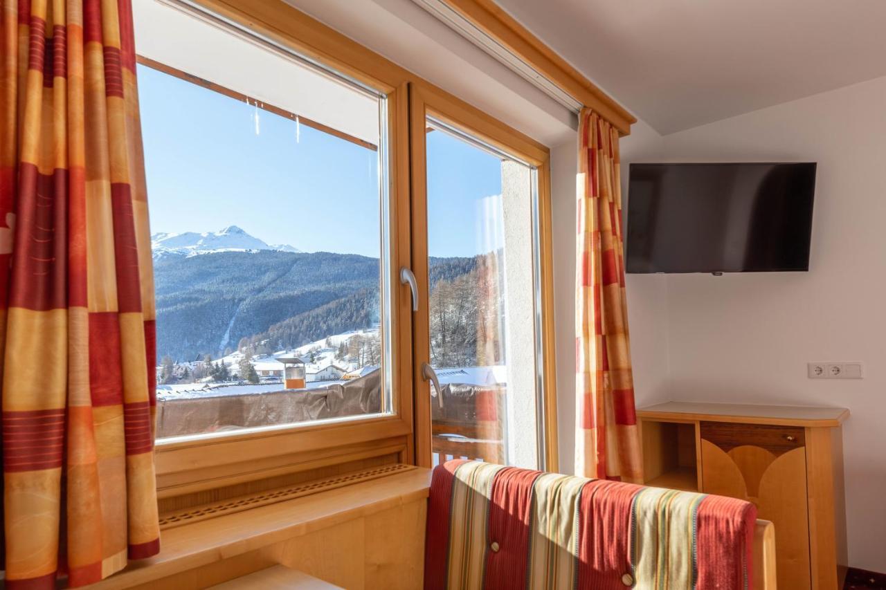 Hotel Schwarzer Adler Resia Ngoại thất bức ảnh